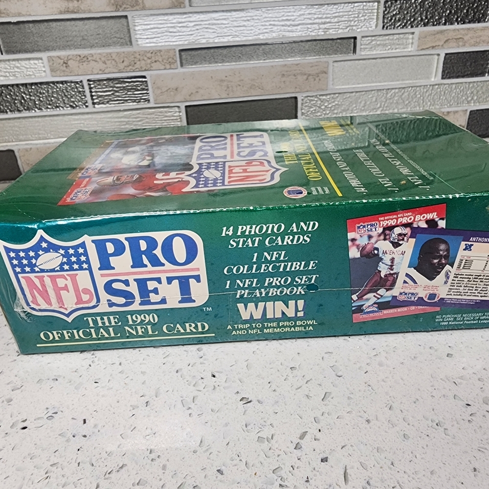 1990 Pro Set Football Series 1 Wax Box 36 Packs Factory Sealed Cards - Picture 5 of 5